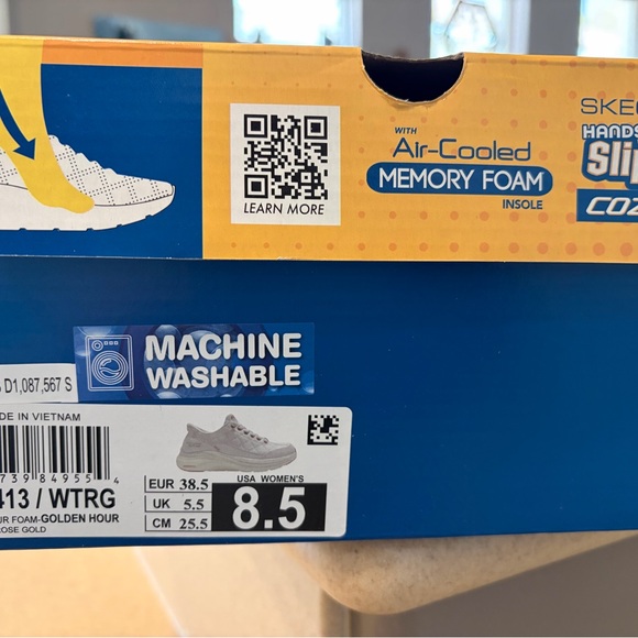 Skechers White Quilted Slip-in Sneakers - Picture 3 of 6